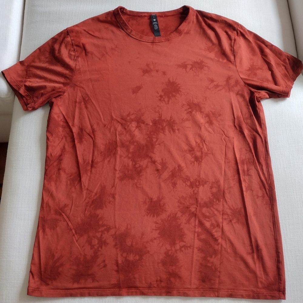 Lululemon Men's Fundamental Tie-Dye Orange Short Sleeve T-shirt size L